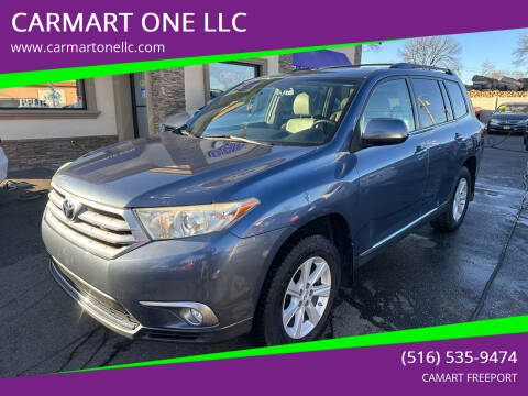 2013 Toyota Highlander for sale at CARMART ONE LLC in Freeport NY